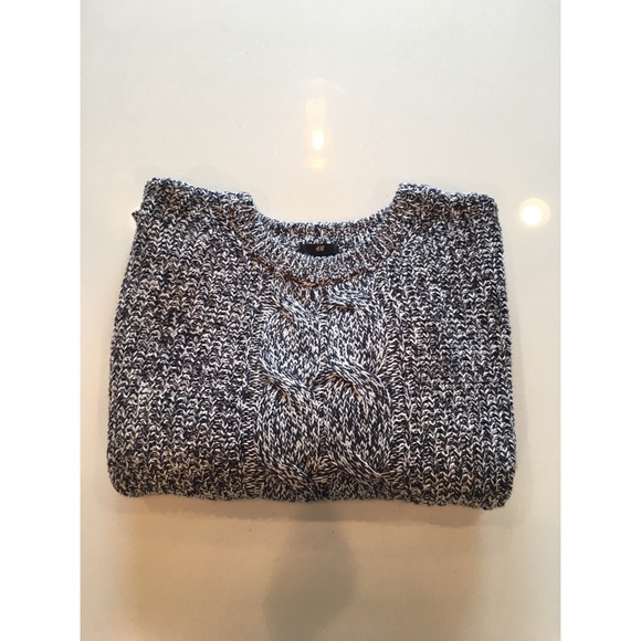 H&M women’s chunky knit sweater - Picture 2 of 6